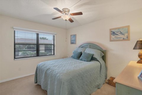 Condo in Punta Gorda, Florida, 2 bedrooms  № 867357 - photo 21