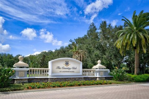 Condo in Lakewood Ranch, Florida, 2 bedrooms  № 1384833 - photo 2