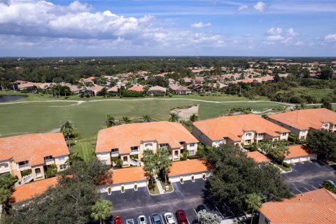 Condo in Lakewood Ranch, Florida, 2 bedrooms  № 1384833 - photo 5