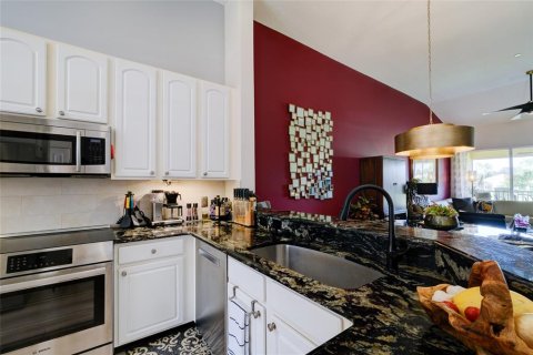 Condo in Lakewood Ranch, Florida, 2 bedrooms  № 1384833 - photo 20