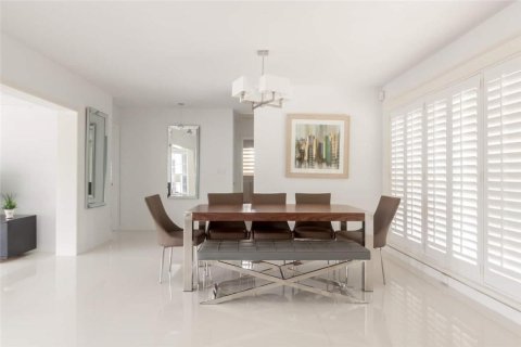 Villa ou maison à louer à Fort Lauderdale, Floride: 4 chambres, 242.85 m2 № 55105 - photo 23