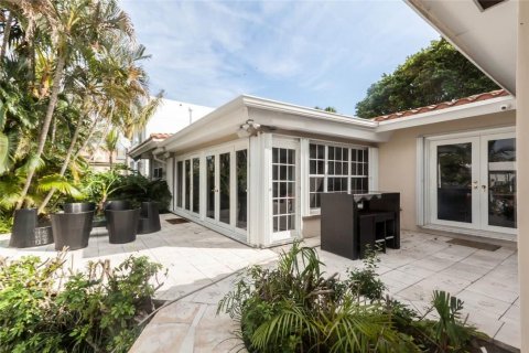 Casa en alquiler en Fort Lauderdale, Florida, 4 dormitorios, 242.85 m2 № 55105 - foto 9