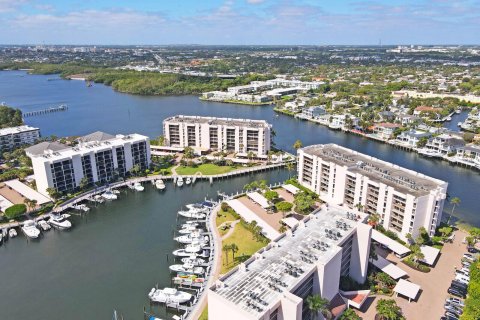 Copropriété à vendre à Boca Raton, Floride: 2 chambres, 124.49 m2 № 1189724 - photo 5