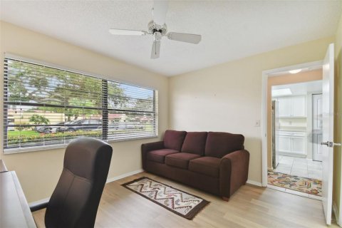 Condo in Bradenton, Florida, 2 bedrooms  № 1368135 - photo 18