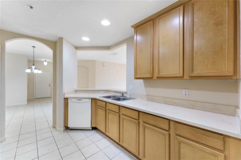 Condo in Kissimmee, Florida, 3 bedrooms  № 1296831 - photo 9