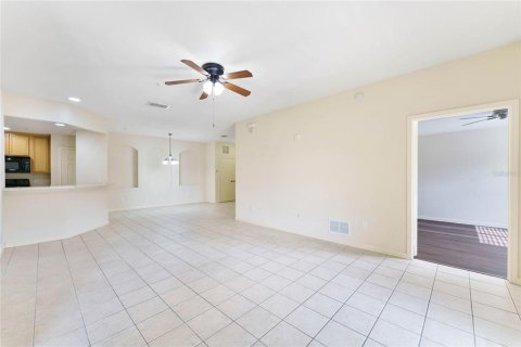 Condo in Kissimmee, Florida, 3 bedrooms  № 1296831 - photo 6