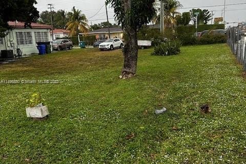 Commercial property in Miami, Florida № 878008 - photo 3