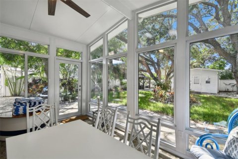 Casa en venta en Indian Rocks Beach, Florida, 4 dormitorios, 138.98 m2 № 1405747 - foto 3