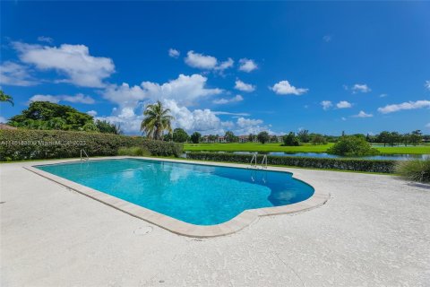 Villa ou maison à vendre à Hollywood, Floride: 3 chambres, 292.92 m2 № 758816 - photo 20