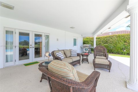 Villa ou maison à vendre à Hollywood, Floride: 3 chambres, 292.92 m2 № 758816 - photo 23