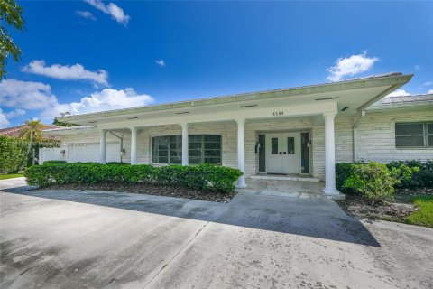 Casa en venta en Hollywood, Florida, 3 dormitorios, 292.92 m2 № 758816 - foto 4