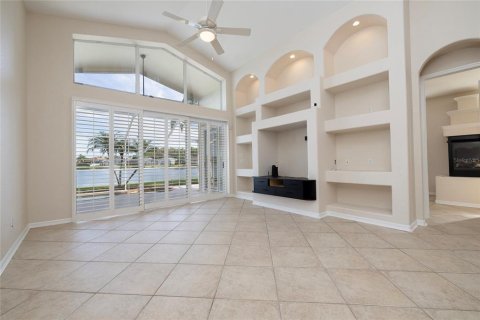 Villa ou maison à vendre à Tampa, Floride: 4 chambres, 266.16 m2 № 1400978 - photo 16