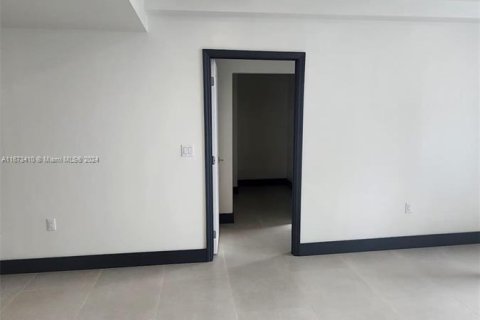 Copropriété à vendre à Miami, Floride: 2 chambres, 99.31 m2 № 1398205 - photo 7