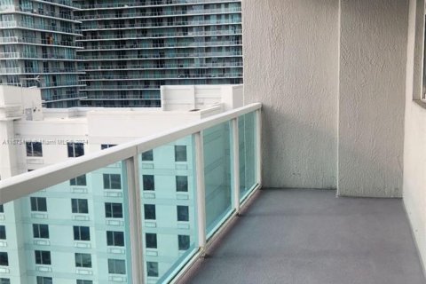 Copropriété à vendre à Miami, Floride: 2 chambres, 99.31 m2 № 1398205 - photo 23