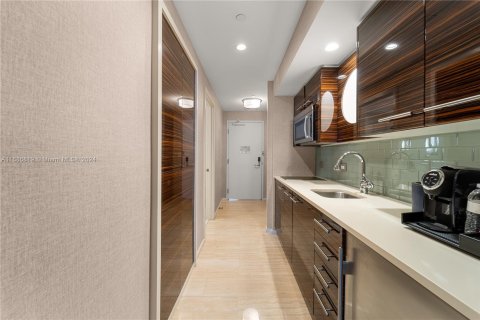 Condo in Fort Lauderdale, Florida, 1 bedroom  № 1427938 - photo 10