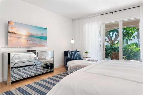Condominio en venta en Fisher Island, Florida, 3 dormitorios, 190.36 m2 № 722531 - foto 25