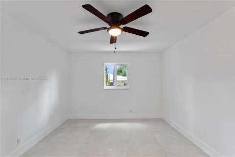 Villa ou maison à vendre à Wilton Manors, Floride: 3 chambres, 170.66 m2 № 613448 - photo 16