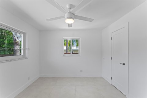 Villa ou maison à vendre à Wilton Manors, Floride: 3 chambres, 170.66 m2 № 613448 - photo 14