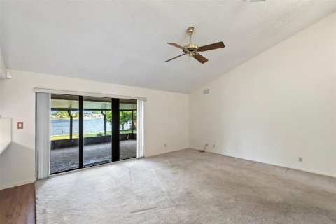 Casa en venta en Sunrise, Florida, 4 dormitorios, 136.19 m2 № 1189946 - foto 11