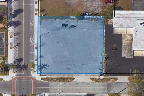 Propiedad comercial en venta en St. Lucie, Florida № 1374215 - foto 2