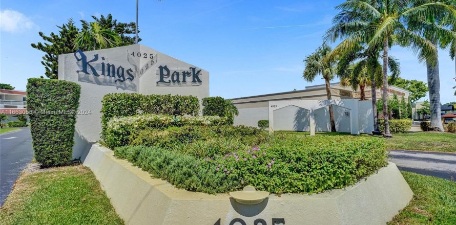 Condominio en Oakland Park, Florida, 2 dormitorios  № 1374212