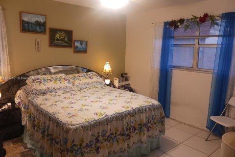 Condo in Sunrise, Florida, 2 bedrooms  № 1293127 - photo 18