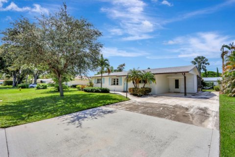 Villa ou maison à vendre à Palm Beach Gardens, Floride: 3 chambres, 124.49 m2 № 1121229 - photo 4