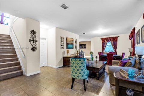 Casa en venta en Homestead, Florida, 5 dormitorios, 231.51 m2 № 71045 - foto 6