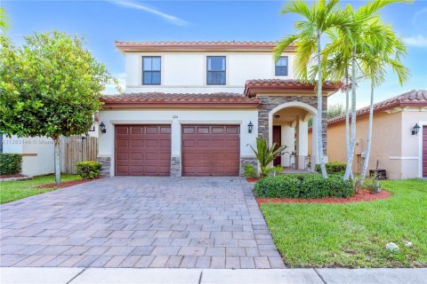 Villa ou maison à vendre à Homestead, Floride: 5 chambres, 231.51 m2 № 71045 - photo 1