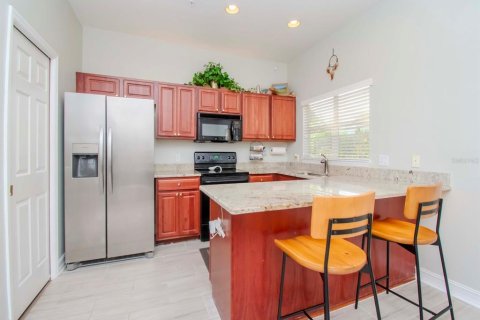 Adosado en venta en Tampa, Florida, 3 dormitorios, 173.91 m2 № 1362875 - foto 15