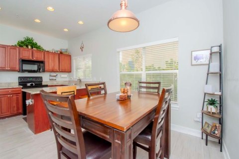 Townhouse in Tampa, Florida 3 bedrooms, 173.91 sq.m. № 1362875 - photo 14