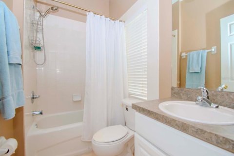 Townhouse in Tampa, Florida 3 bedrooms, 173.91 sq.m. № 1362875 - photo 23