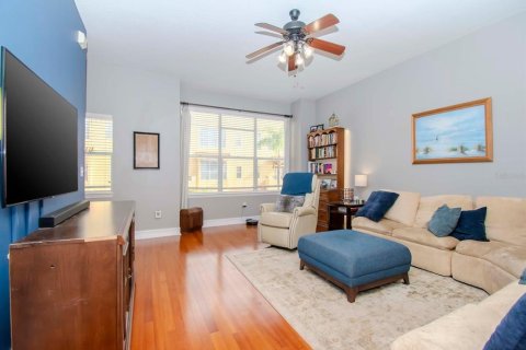 Adosado en venta en Tampa, Florida, 3 dormitorios, 173.91 m2 № 1362875 - foto 8