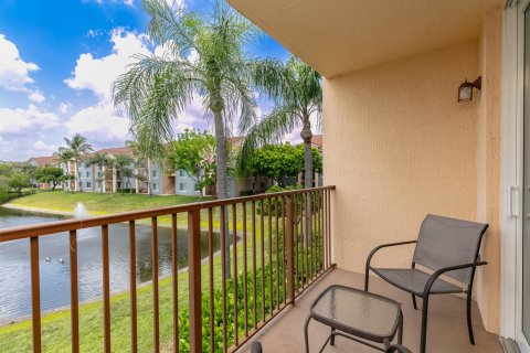 Condominio en venta en Boynton Beach, Florida, 1 dormitorio, 73.67 m2 № 1182543 - foto 15