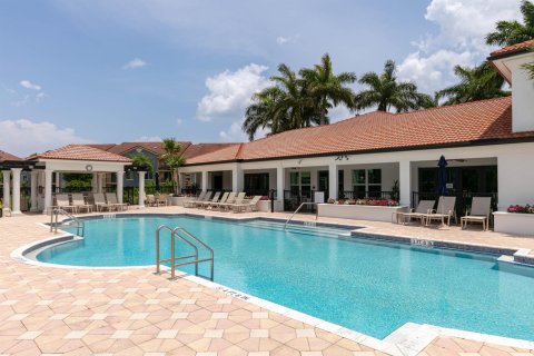 Condominio en venta en Boynton Beach, Florida, 1 dormitorio, 73.67 m2 № 1182543 - foto 3