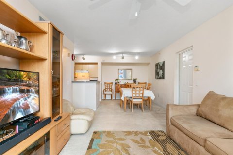 Condo in Boynton Beach, Florida, 1 bedroom  № 1182543 - photo 25