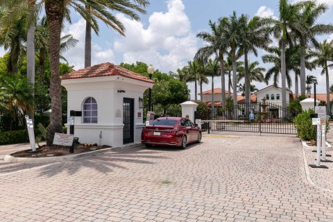 Condominio en venta en Boynton Beach, Florida, 1 dormitorio, 73.67 m2 № 1182543 - foto 2