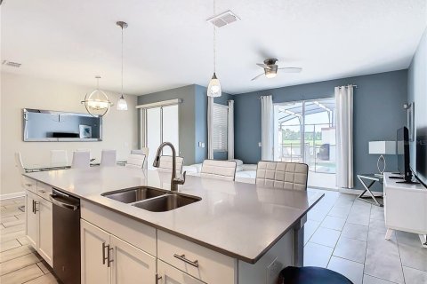 Adosado en venta en Davenport, Florida, 4 dormitorios, 176.7 m2 № 1308326 - foto 16