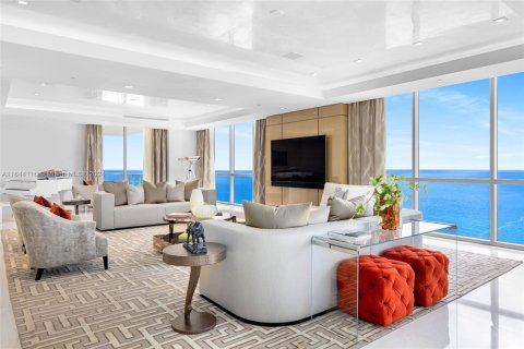 Copropriété à vendre à Sunny Isles Beach, Floride: 4 chambres, 853.12 m2 № 1330514 - photo 2