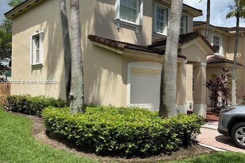 Townhouse in Homestead, Florida 4 bedrooms, 127.09 sq.m. № 1330559 - photo 1