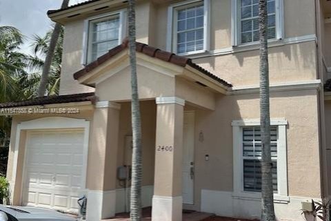 Townhouse in Homestead, Florida 4 bedrooms, 127.09 sq.m. № 1330559 - photo 3