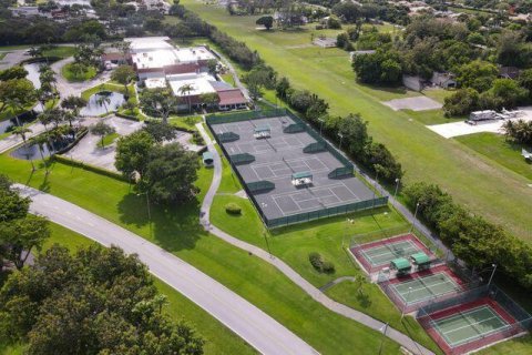 Condo in Delray Beach, Florida, 2 bedrooms  № 1146947 - photo 29