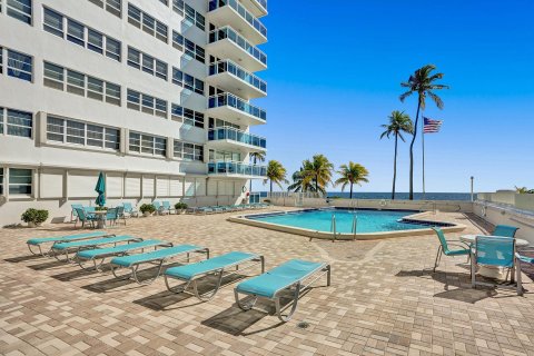 Condo in Fort Lauderdale, Florida, 2 bedrooms  № 978435 - photo 4