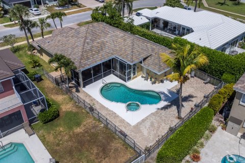 Villa ou maison à vendre à Wellington, Floride: 4 chambres, 195.75 m2 № 1139132 - photo 2
