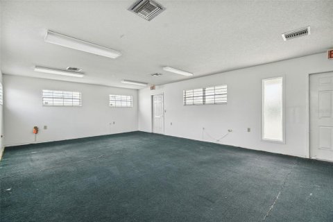 Immobilier commercial à vendre à New Port Richey, Floride: 280.94 m2 № 1367691 - photo 26