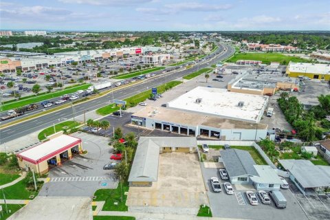 Propiedad comercial en venta en New Port Richey, Florida, 280.94 m2 № 1367691 - foto 6