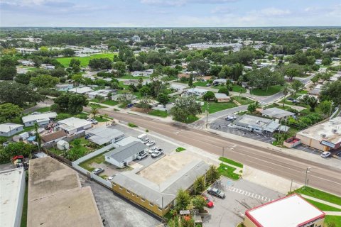 Propiedad comercial en venta en New Port Richey, Florida, 280.94 m2 № 1367691 - foto 15