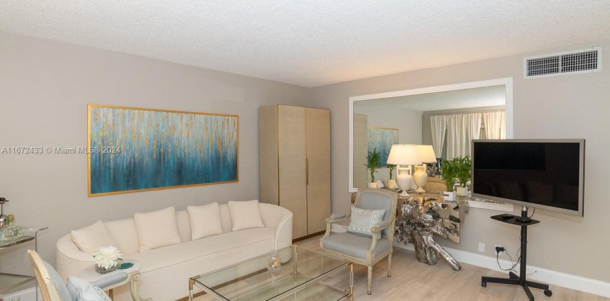 Condominio en Fort Lauderdale, Florida, 2 dormitorios  № 1397736