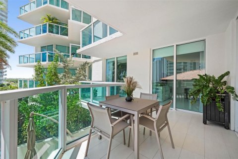 Condominio en venta en Sunny Isles Beach, Florida, 3 dormitorios, 138.61 m2 № 1321095 - foto 12