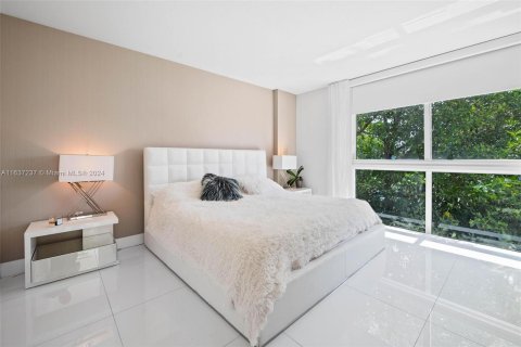 Copropriété à vendre à Sunny Isles Beach, Floride: 3 chambres, 138.61 m2 № 1321095 - photo 13